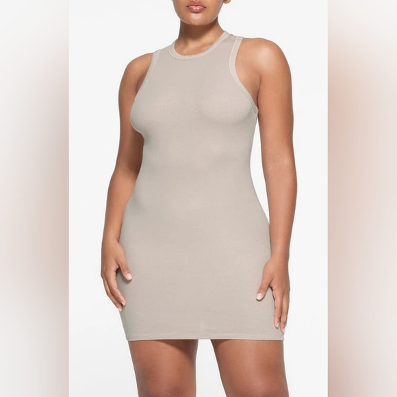 NWT SKIMS Taupe Bodycon Mini Dress Size XL - Picture 2 of 16
